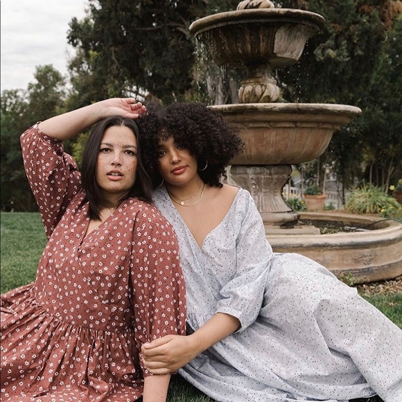 Tradlands Augusta Floral Dress | L - Picture 4 of 10